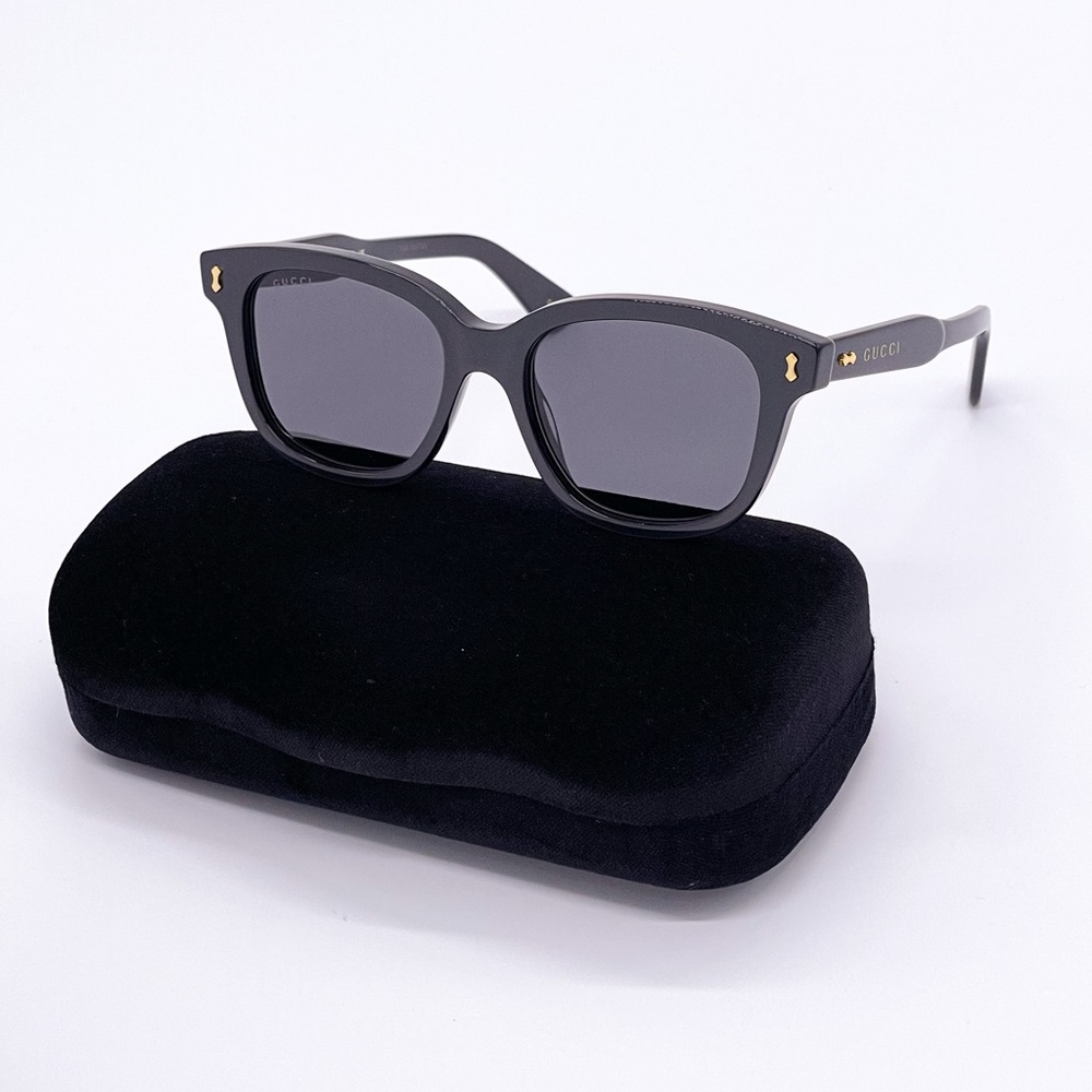 NEW GUCCI UNISEX BLACK SUNGLASSES